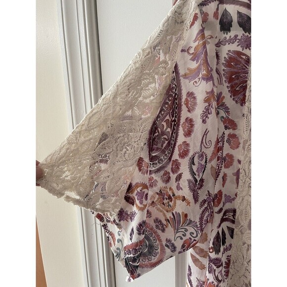 American Eagle Women’s Size XS Paisley Print Lace Trim Boho Kimono - Picture 7 of 9